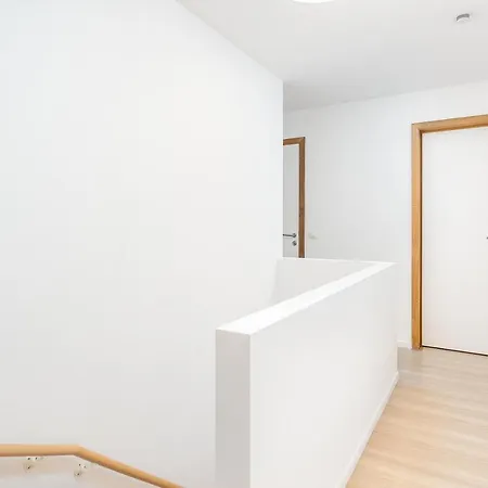 House With Private Parking & Sauna Near Centre And Transport Ferienhaus Roeselare