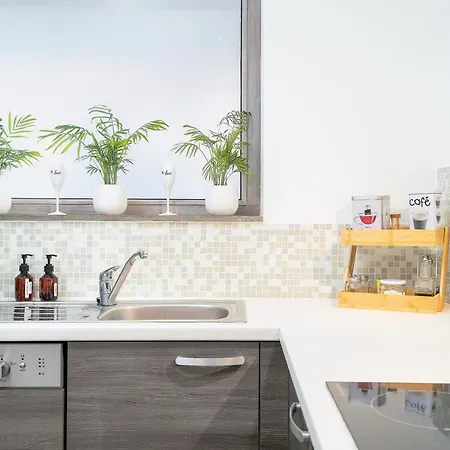 Ferienhaus House With Private Parking & Sauna Near Centre And Transport