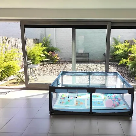House With Private Parking & Sauna Near Centre And Transport *